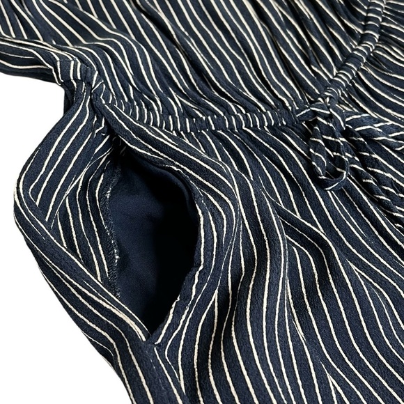 ABERCROMBIE & FITCH Navy Blue White Pinstripe Strapless Wide Leg Jumpsuit Size S - Picture 8 of 16